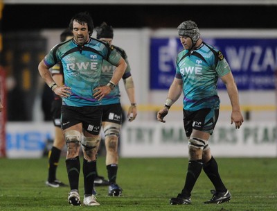 27.03.10 - Newport-Gwent Dragons v Ospreys - Magners League - Jonathan Thomas and Ian Gough of Ospreys look dejected. 