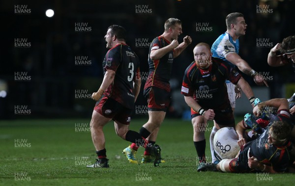 301218 - Dragons v Ospreys - Guinness PRO14 - Aaron Jarvis of Dragons celebrates the win
