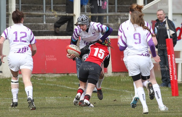 070413 - Dragons u18 Women v Ospreys u18 Women, Cross Keys - Dragons take on Ospreys in the game of a double header of regional u18 womens matches at Cross Keys 