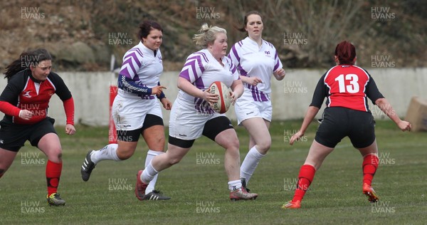 070413 - Dragons u18 Women v Ospreys u18 Women, Cross Keys - Dragons take on Ospreys in the game of a double header of regional u18 womens matches at Cross Keys 