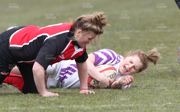 070413 - Dragons u18 Women v Ospreys u18 Women, Cross Keys - Dragons take on Ospreys in the game of a double header of regional u18 womens matches at Cross Keys 