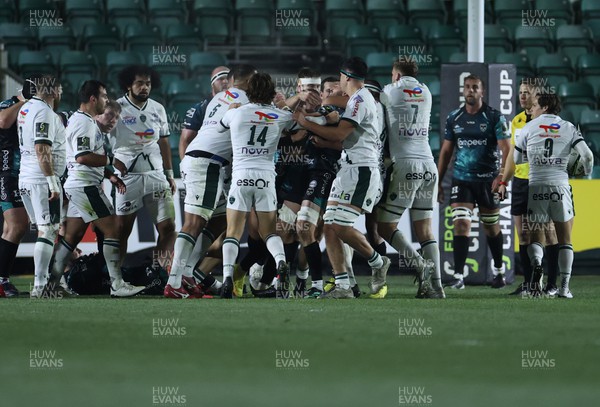 171222 - Dragons v Pau - EPCR Challenge Cup - Tensions between the teams heat up