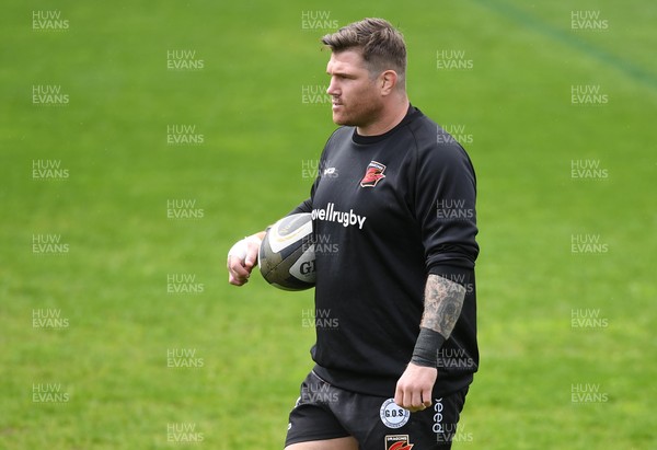 160521 - Dragons v Ospreys - Guinness PRO14 Rainbow Cup - Richard Hibbard of Dragons during the warm up