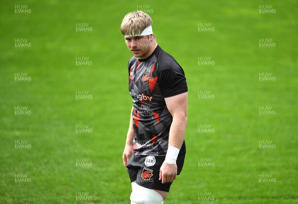 160521 - Dragons v Ospreys - Guinness PRO14 Rainbow Cup - Aaron Wainwright of Dragons during the warm up