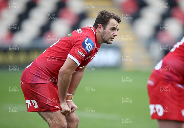 161020 - Dragons v Scarlets - Friendly - Paul Asquith of Scarlets