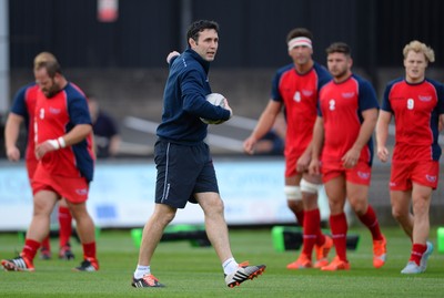 210815 - Newport-Gwent Dragons v Scarlets - Preseason Friendly -Scarlets assistant coach Stephen Jones