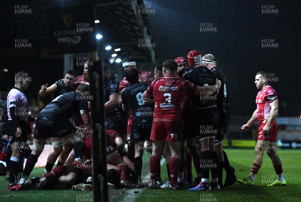 211219 - Dragons v Scarlets - Guinness PRO14 - Players from both sides during a disagreement