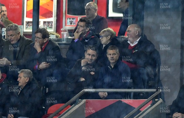 211219 - Dragons v Scarlets - Guinness PRO14 - Wales coaches Stephen Jones and Byron Hayward look on