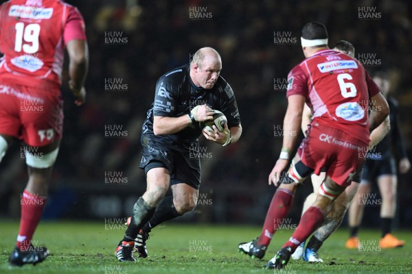 211219 - Dragons v Scarlets - Guinness PRO14 - Brok Harris of Dragons looks for a way through