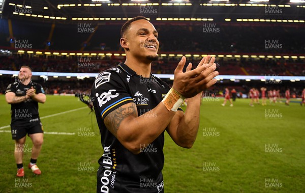 220423 - Dragons v Scarlets - United Rugby Championship - Ashton Hewitt of Dragons celebrate at the end of the game