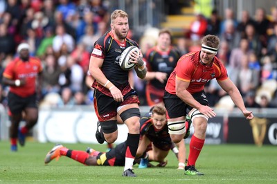 080918 - Dragons v Southern Kings - Guinness PRO14 - Ross Moriarty of Dragons gets into space