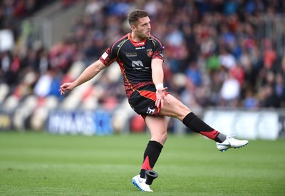 080918 - Dragons v Southern Kings - Guinness PRO14 - Josh Lewis of Dragons kicks at goal