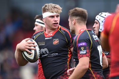 080918 - Dragons v Southern Kings - Guinness PRO14 - Aaron Wainwright of Dragons celebrates his try