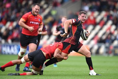 080918 - Dragons v Southern Kings - Guinness PRO14 - Elliot Dee of Dragons is tackled by Rudi van Rooyen of Southern Kings