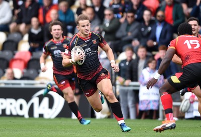 080918 - Dragons v Southern Kings - Guinness PRO14 - Hallam Amos of Dragons