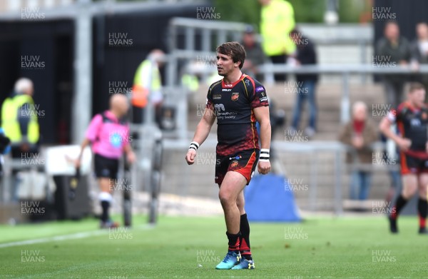 080918 - Dragons v Southern Kings - Guinness PRO14 - Rhodri Williams of Dragons leaves the field after being shown a yellow card