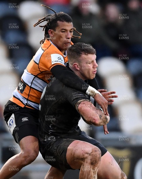 290220 - Dragons v Cheetahs - Guinness PRO14 - Jack Dixon of Dragons is tackled by Clayton Blommetjies of Cheetahs