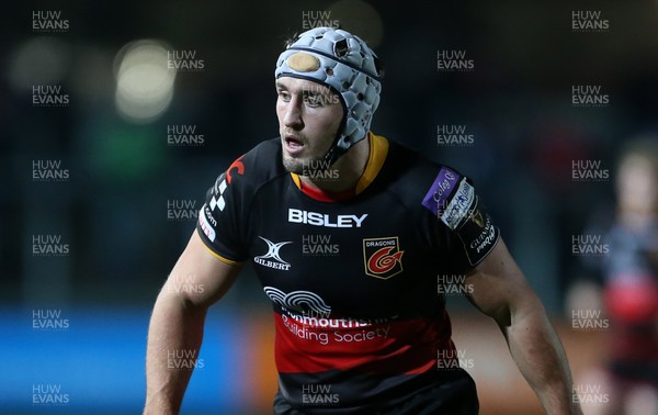 011217 - Dragons v Ulster - Guinness PRO14 - Ollie Griffiths of Dragons