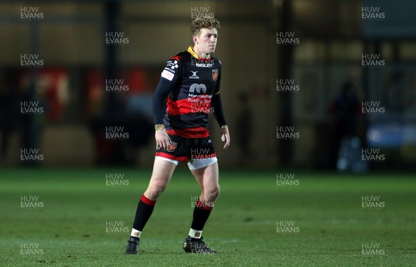 011217 - Dragons v Ulster - Guinness PRO14 - Angus O'Brien of Dragons