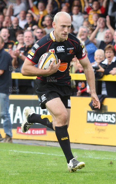 06.09.09 - Newport Gwent Dragons v Ulster, Magners League -  Dragons' Richard Fussell  