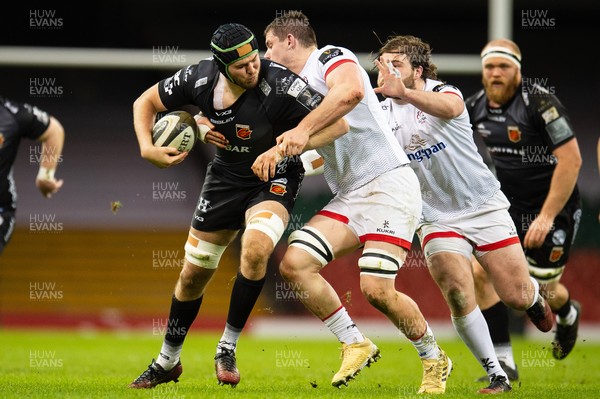 130321 - Dragons v Ulster - Guinness PRO14 - Joe Maksymiw of Dragons is tackled by John Andrew of Ulster and Nick Timoney of Ulster