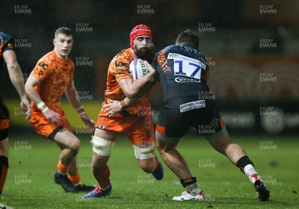 131219 - Dragons v Worcester Warriors, European Challenge Cup - Cory Hill of Dragons takes on Ethan Waller of Worcester Warriors