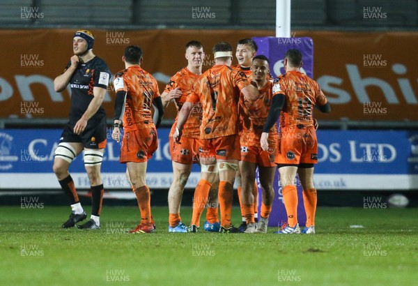 131219 - Dragons v Worcester Warriors, European Challenge Cup - Dragons players celebrate on the final whistle