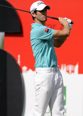 21.11.09 - Dubai World Championships 2009... Gregory Bourdy of France tees off on the par 4 16th. 