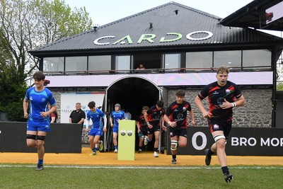 270426 - Dyffryn Taf v Bro Morgannwg - Road to Principality Finals - Boys U18s Cup - Both sides run out at the start of the match