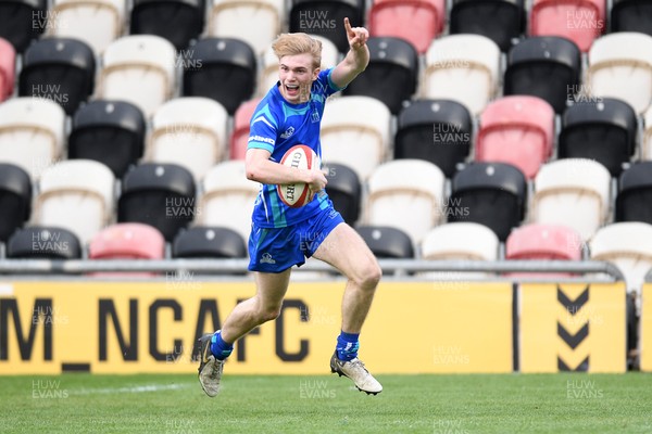 270426 - Dyffryn Taf v Bro Morgannwg - Road to Principality Finals - Boys U18s Cup - Connor Williams of Bro Morgannwg runs in to score a try