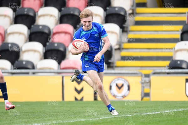 270426 - Dyffryn Taf v Bro Morgannwg - Road to Principality Finals - Boys U18s Cup - Connor Williams of Bro Morgannwg runs in to score a try
