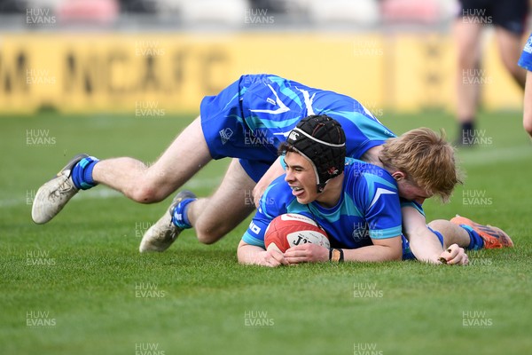 270426 - Dyffryn Taf v Bro Morgannwg - Road to Principality Finals - Boys U18s Cup - Richie Jenkins of Bro Morgannwg scores a try