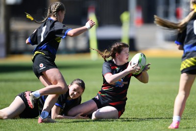 290426 - Dyffryn Taff v Bryncelynnog - Girls Schools Final U14 - Road To Principality Finals - Action during the match