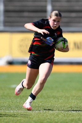 290426 - Dyffryn Taff v Bryncelynnog - Girls Schools Final U14 - Road To Principality Finals - Action during the match