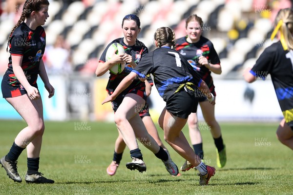 290426 - Dyffryn Taff v Bryncelynnog - Girls Schools Final U14 - Road To Principality Finals - Action during the match