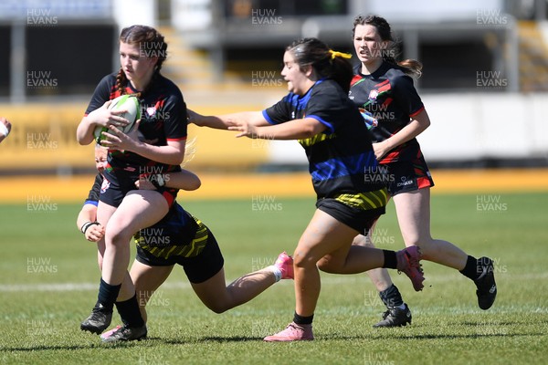 290426 - Dyffryn Taff v Bryncelynnog - Girls Schools Final U14 - Road To Principality Finals - Action during the match