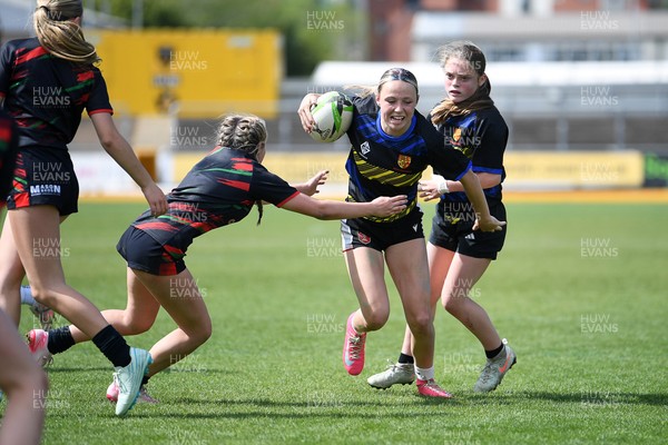 290426 - Dyffryn Taff v Bryncelynnog - Girls Schools Final U14 - Road To Principality Finals - Action during the match