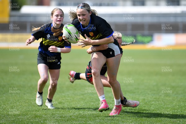 290426 - Dyffryn Taff v Bryncelynnog - Girls Schools Final U14 - Road To Principality Finals - Action during the match