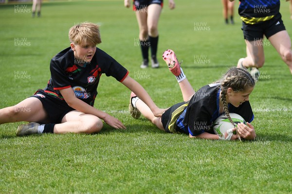 290426 - Dyffryn Taff v Bryncelynnog - Girls Schools Final U14 - Road To Principality Finals - Action during the match