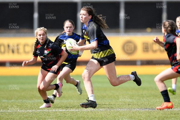 290426 - Dyffryn Taff v Bryncelynnog - Girls Schools Final U14 - Road To Principality Finals - Action during the match