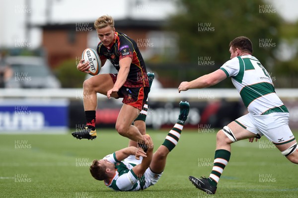 110818 - Ealing Trailfinders v Dragons - Preseason Friendly - George Gasson of the Dragons takes on the Ealing Trailfinders defence