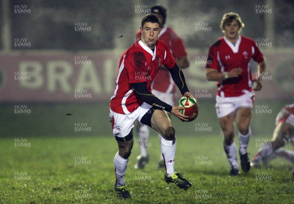 05.01.11.... Wales U20 East v Wales U20 West, Cross Keys -  West Wales' Steve Shingler   