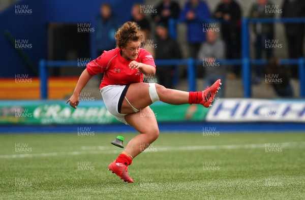 300417 - Under 18s Girls Rugby - East Wales v West Wales - Lleucu George of West Wales kicks a goal