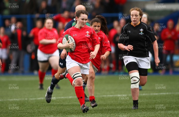 300417 - Under 18s Girls Rugby - East Wales v West Wales - Melissa Gnojeck of West Wales races in to score a try