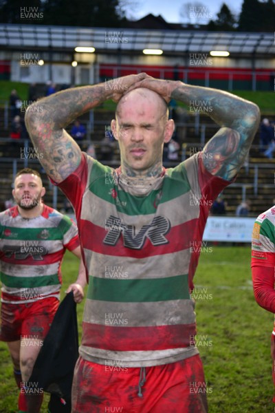 070117 - Ebbw Vale v Cross Keys - Principality Premiership   Ebbw Vale's winning captain Damien Hudd by Huw Evans Agency