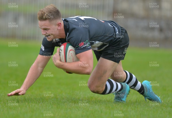 101015 - Ebbw Vale -Crosskeys -Principality_Premiership - Crosskeys Ethan Davies scores his first try