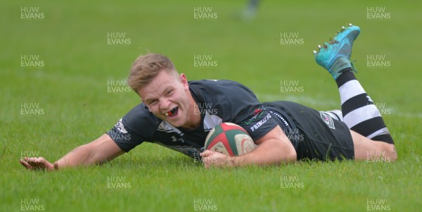 101015 - Ebbw Vale -Crosskeys -Principality_Premiership - Crosskeys Ethan Davies scores his second try