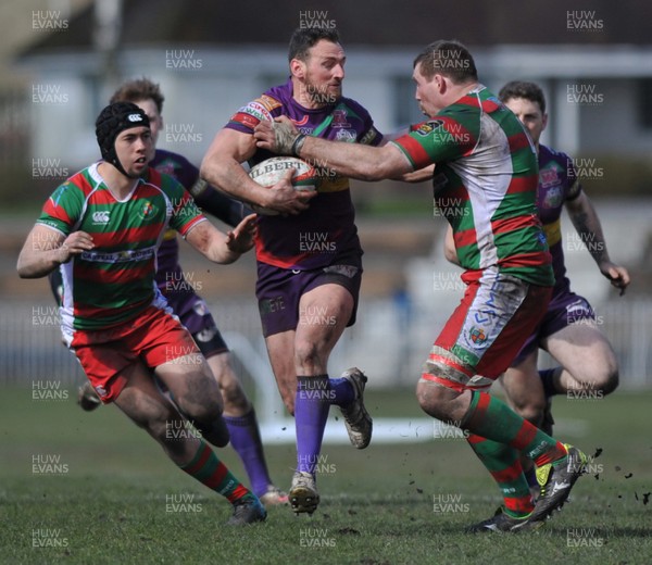 090416 - Ebbw Vale v Llandovery - SWALEC Cup quarter final -Ebbw Vale's Nathan Preece makes a break for the try line