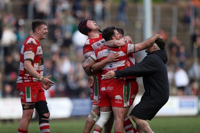 100526 - Ebbw Vale v Llandovery RFC - Super Rygbi Cymru Grand Final - Llandovery celebrate the victory at full time 
