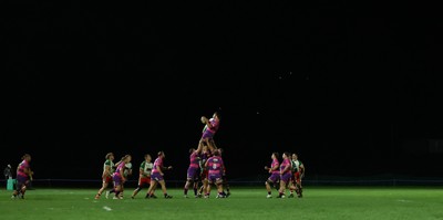 161025 - Ebbw Vale v Llandovery, Super Rugbi Cymru - Llandovery and Ebbw Vale contest a line out